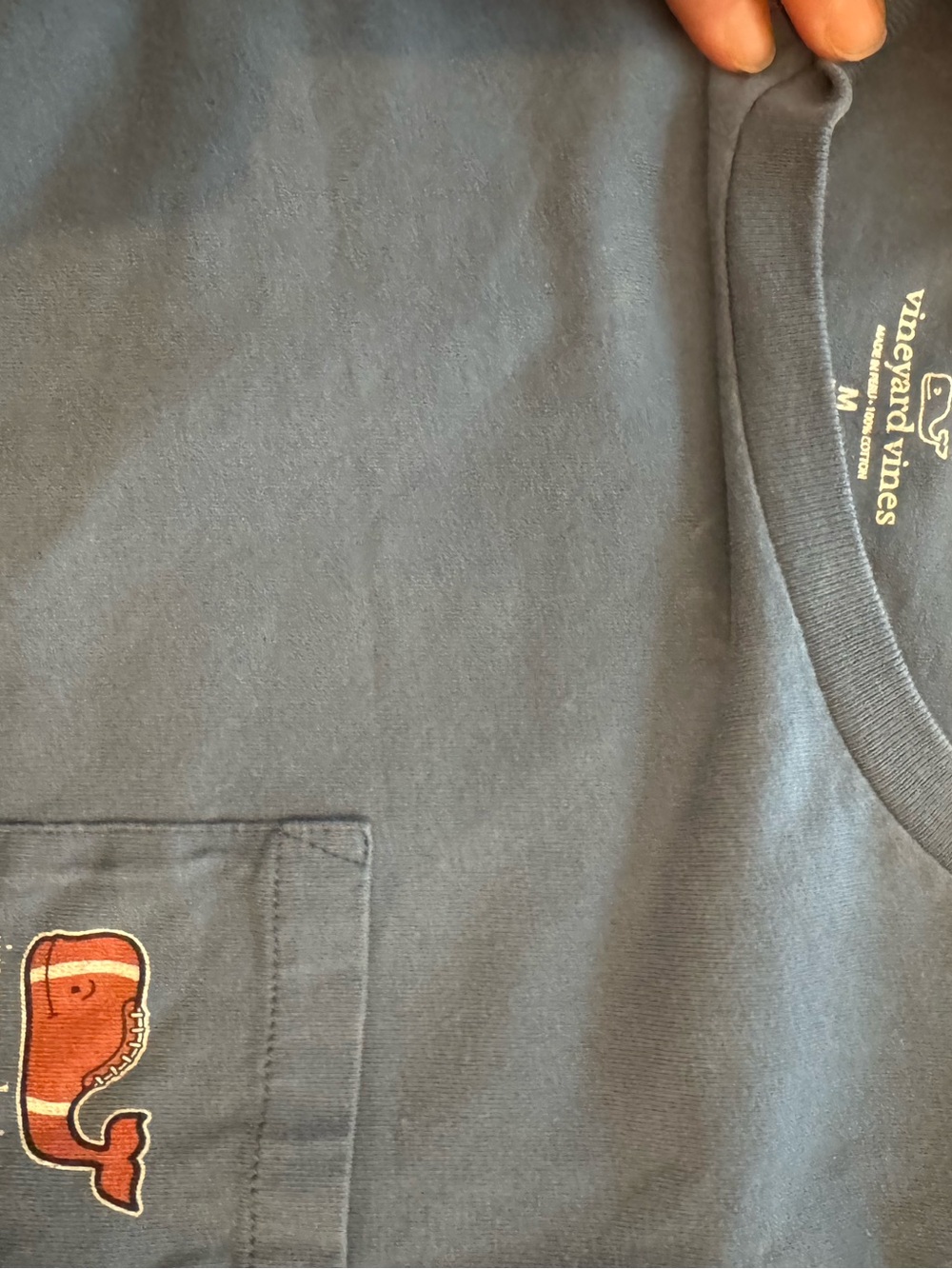 Vineyard Vines Blue long sleeve size medium - Picture 3 of 4